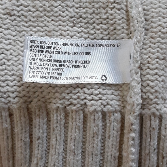 Cat & Jack Sweater - Picture 6 of 7